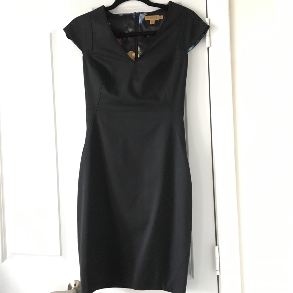 Ted Baker Black Cap Sleeve Wool Knee Length Dress